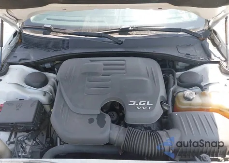 2014 Chrysler 300 from USA, damaged, VIN 2C3CCARGXEH308679